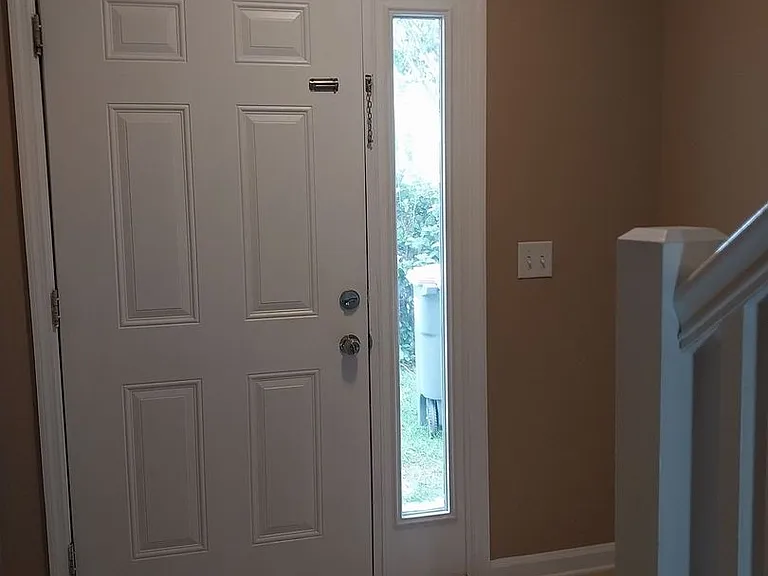 208 Callaway Chase Ln — Photo 3