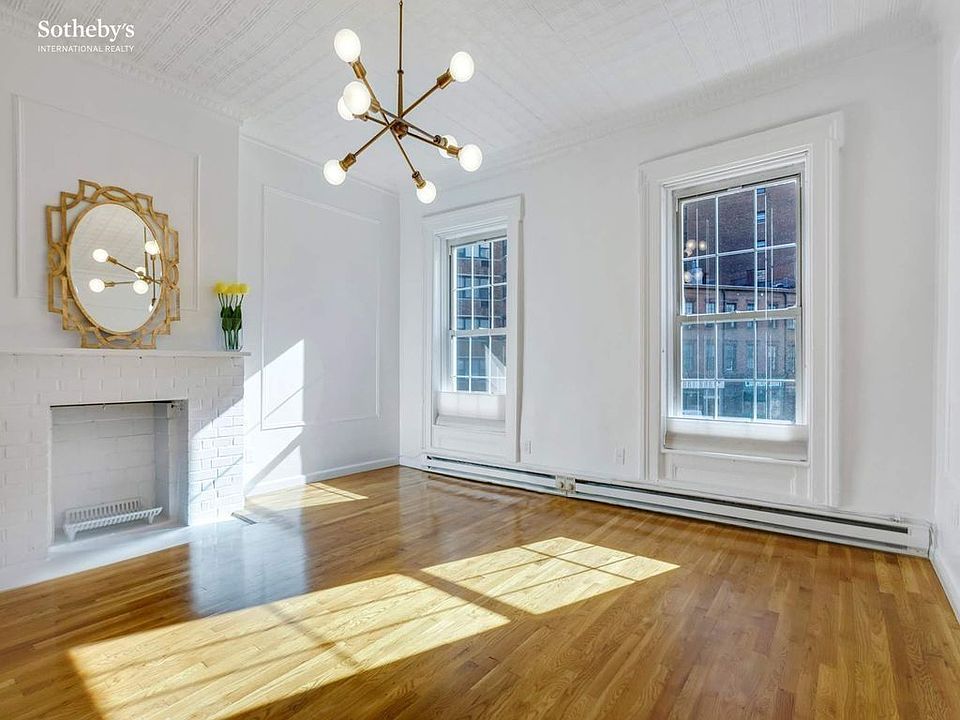 1st image of 1 Horatio St #2