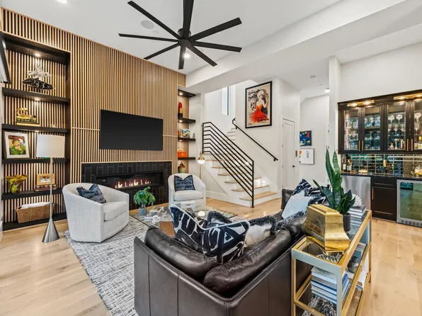 611 N Live Oak St, Houston, TX 77003