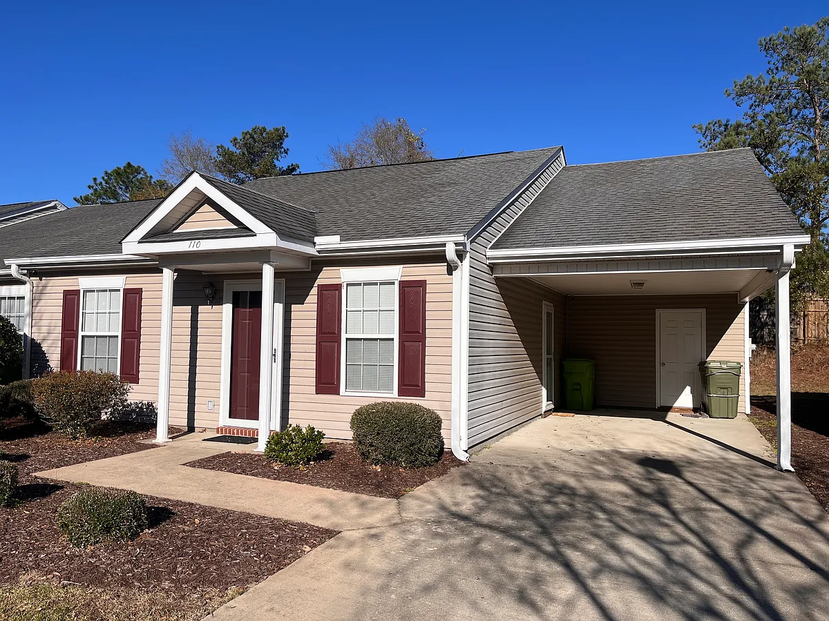 Building Photo - 110 Cedar Glen Ln