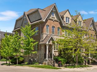 32 Mendota Rd, Toronto, ON M8Y1E8
