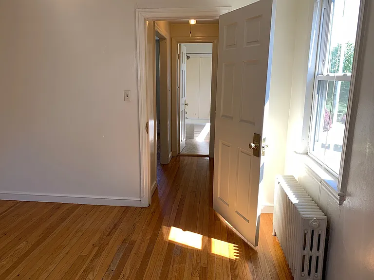 29 Turner St #4 — Photo 8