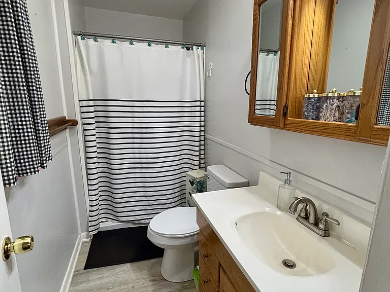 107 Lakemont Ct — Photo 10