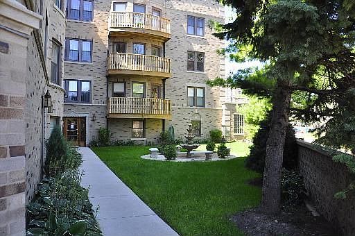 1st image of 5726 N Mozart Ave 2a #2A