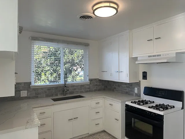 2731 Park Way — Photo 8