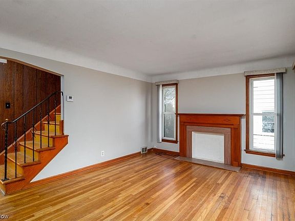 5th image of 6850 Greenleaf Ave