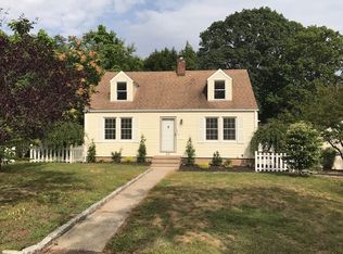 26 E Main St, Wallingford, CT 06492