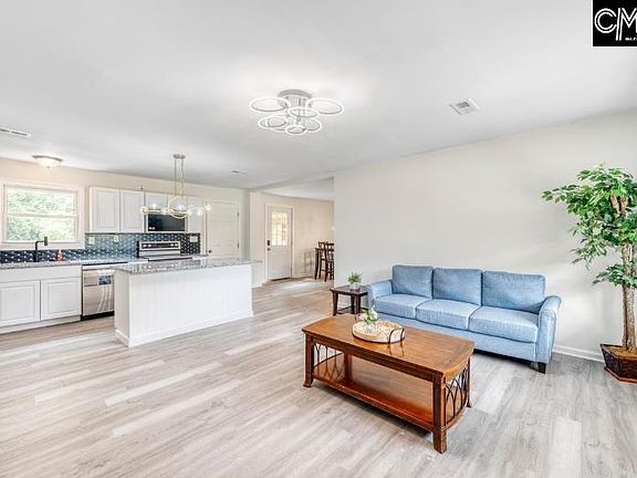 5th image of 1091 Spring Plains Rd