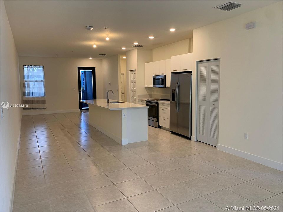 1st image of 7925 NW 104th Ct