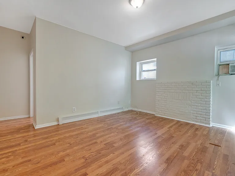 4102 14th St NW #2 — Photo 4