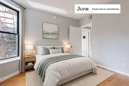 362 Parkside Ave Photo 1