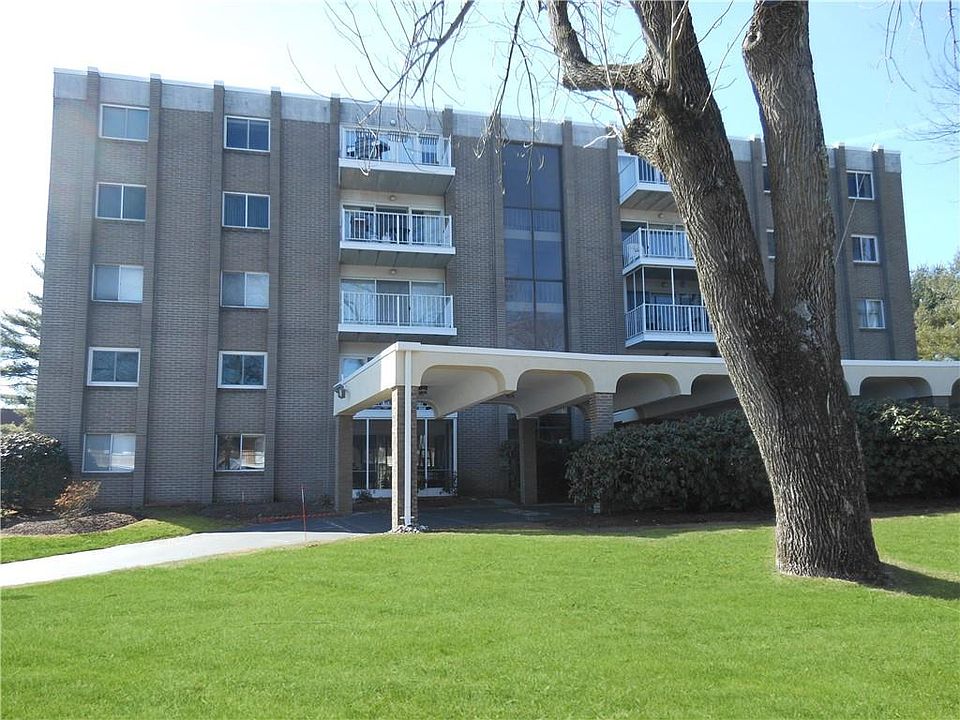 1st image of 200 Hoffman Ave APT 203