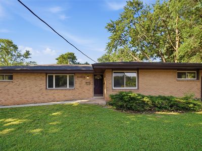 2806 Aurora Ave, Des Moines, IA, 50310