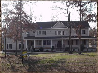 14500 Woodland Hill Dr, Colonial Heights, VA 23834