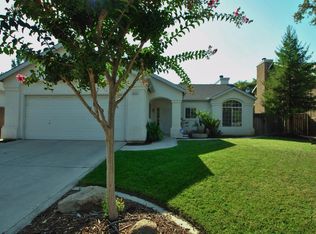 622 N Bush Ave, Clovis, CA 93611
