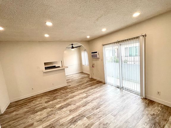 4th image of 12236 Pacific Ave APT 8