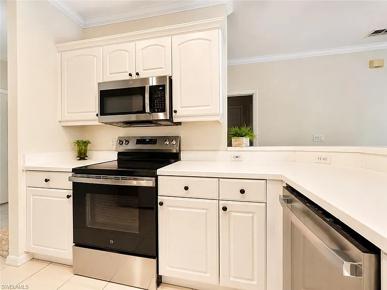 3431 Pointe Creek Ct #104 — Photo 9