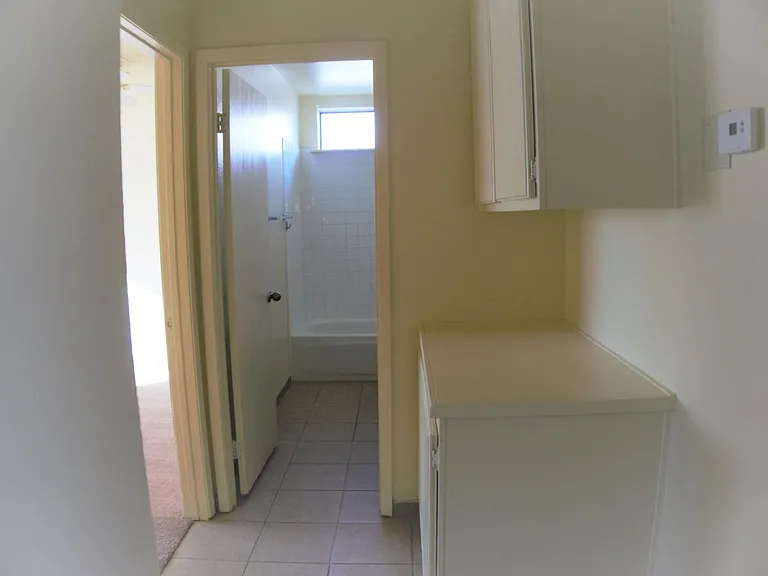 5608 Emilia Ave — Photo 10