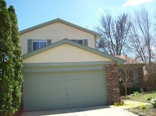 2S141 Lynn Ct, Warrenville, IL
