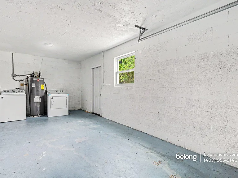 1147 Manatee Dr — Photo 13