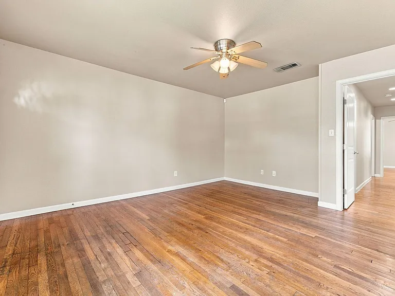 4805 Evans Ave #B — Photo 13