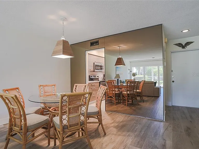 500 S Washington Dr #16A — Photo 9