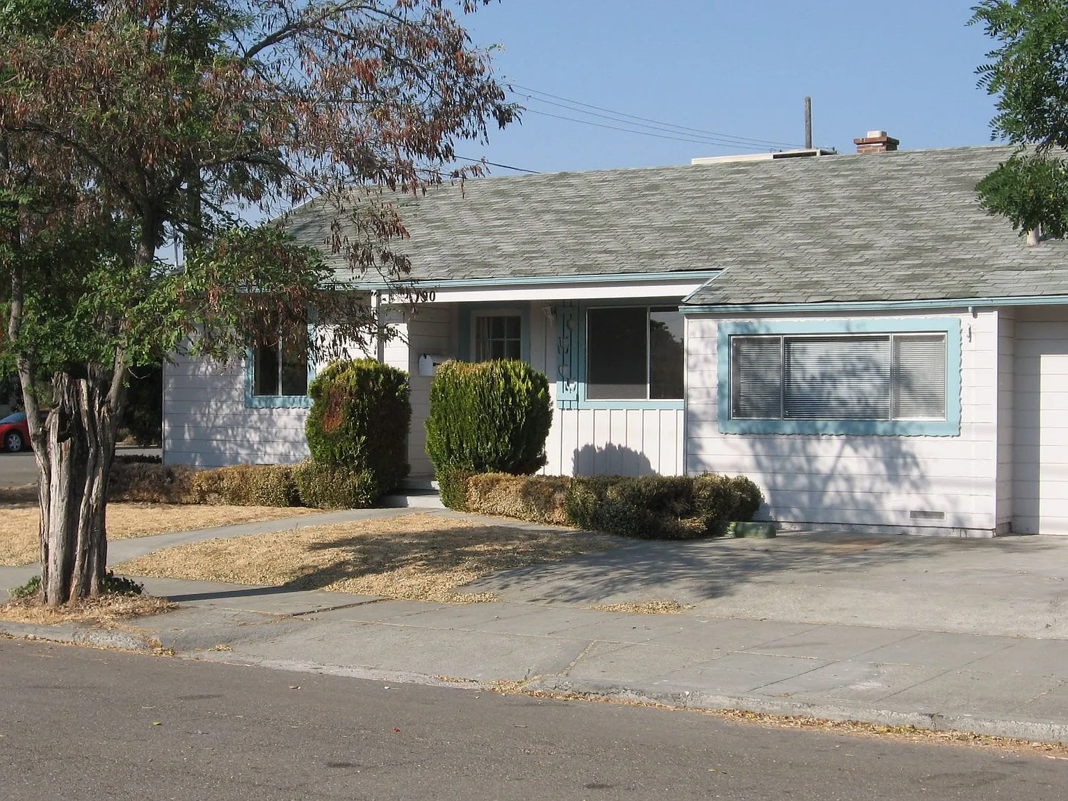 790 N M St photo 1