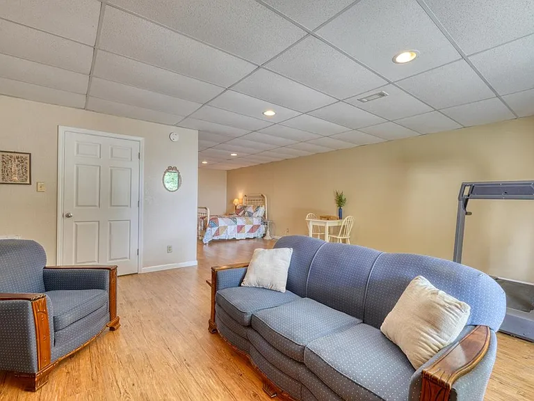 358 Kellie Drive II #II — Photo 42