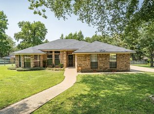320 Brazos St, Chandler, TX 75758