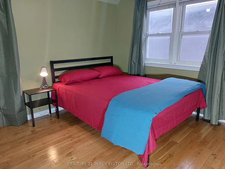 98 Westbourne Ave — Photo 15