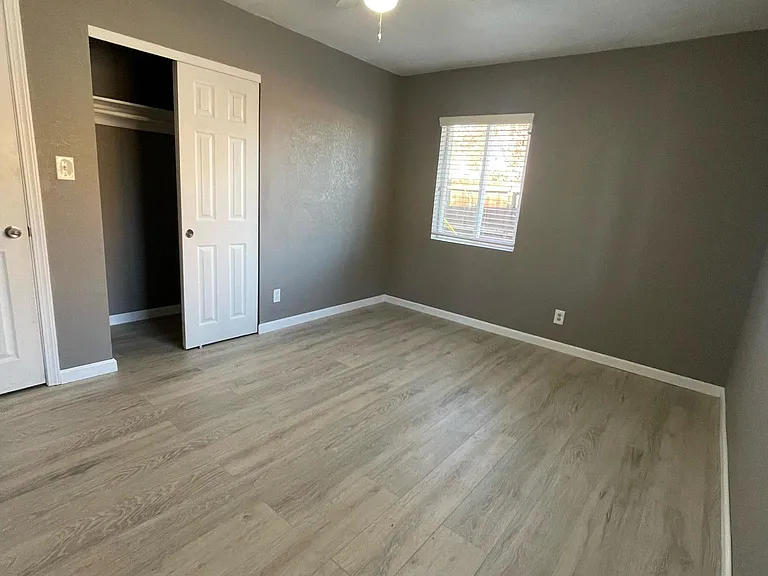 1535 N Fresno St — Photo 11