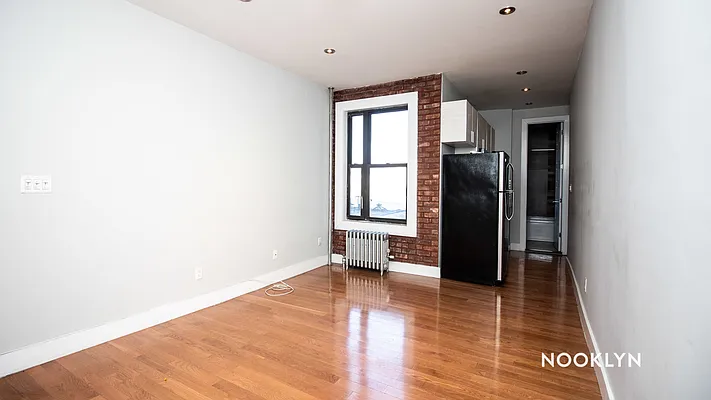 Rented by Nooklyn NYC LLC | media 10