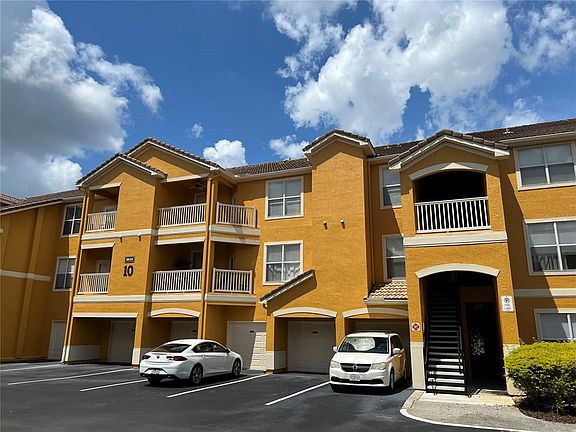 2nd image of 8818 Villa View Cir Unit 305