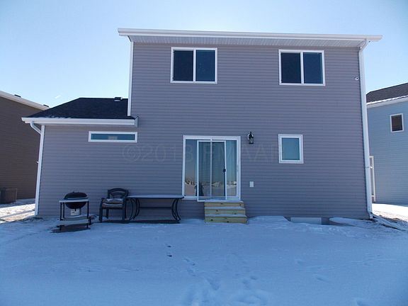 2nd image of 1042 44th Ave S