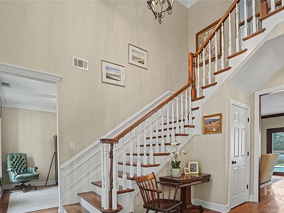 5th image of 210 Green Island Road