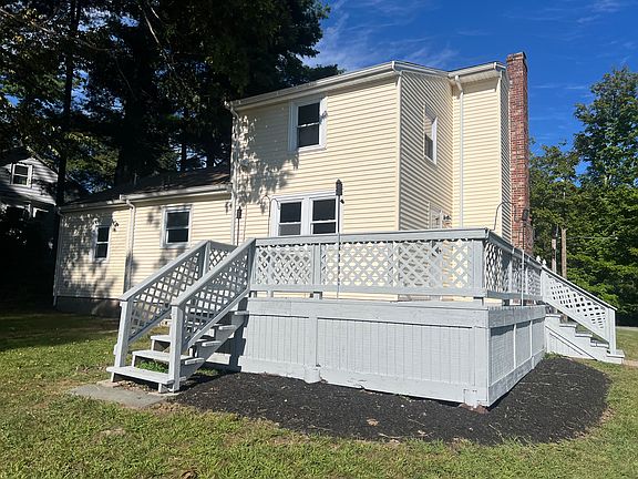 5th image of 528 Elm Rd