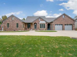 1610 N Cottonwood Dr, El Dorado, KS 67042