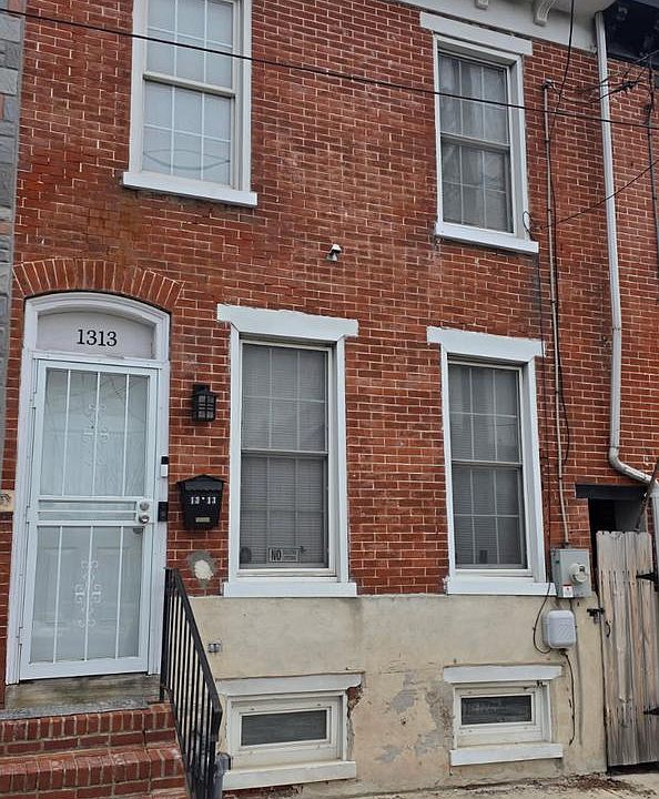 1st image of 1313 N Walnut St