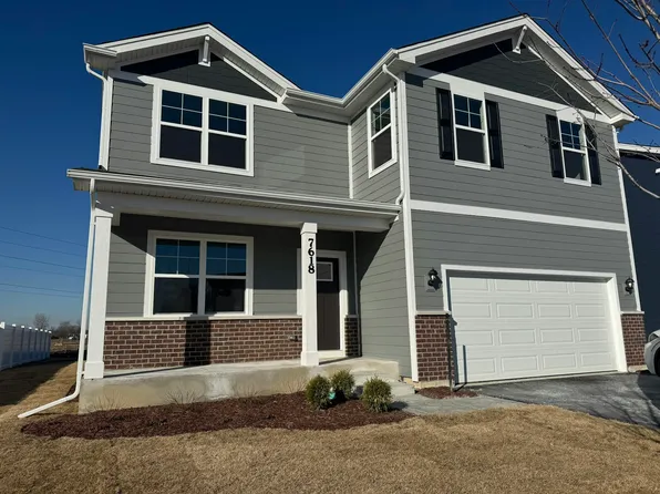 7618 W 103rd St, Crown Point, IN 46307