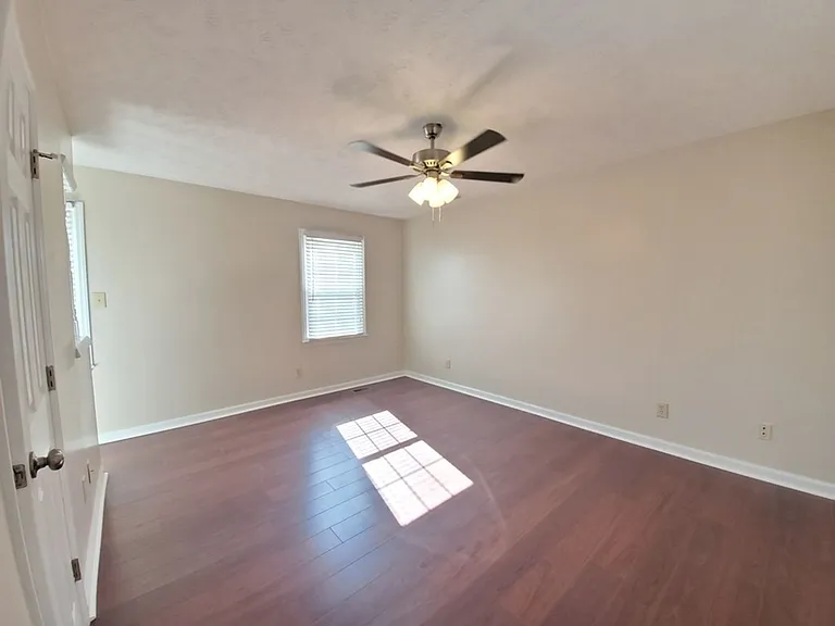 7886 Uriah Dr — Photo 24