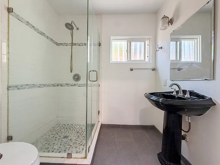 6765 Lemon Ave — Photo 43