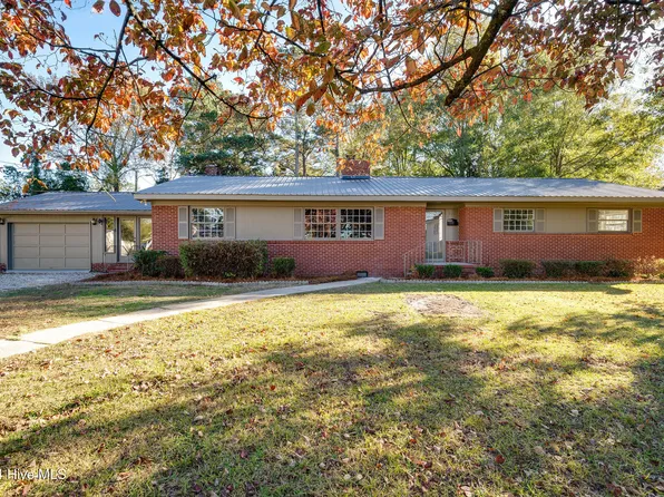 310 E Cliff Street, Wallace, NC 28466