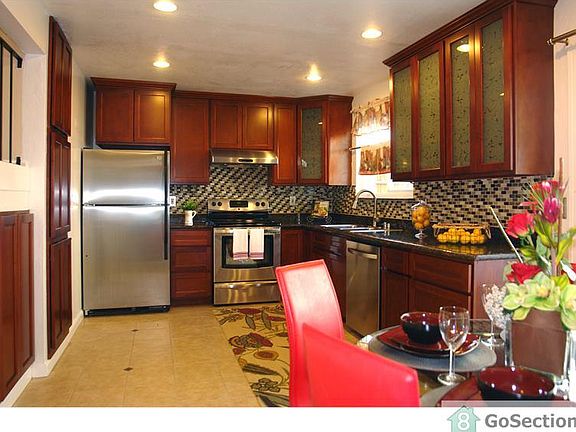 5th image of 3682 Cape Cod Ct APT 1