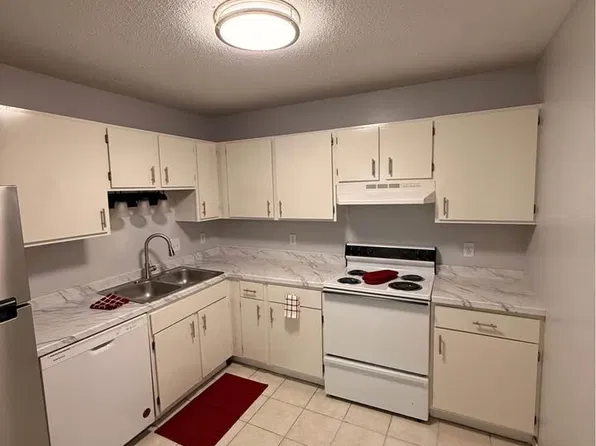 5801 Tower St, Rockford, MN 55373