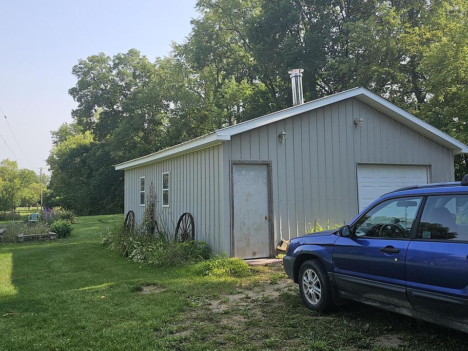2nd image of 3230 Genesee Mills Rd