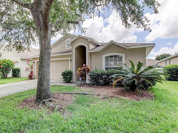 3rd image of 1920 Sean Wood Cir