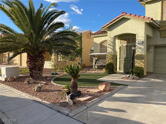 2nd image of 6538 Begonia Bay Ave