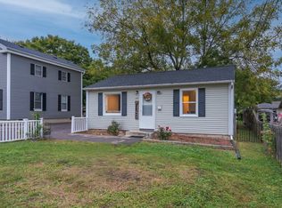 1143 Ridgeway Ave, Aurora, IL 60506