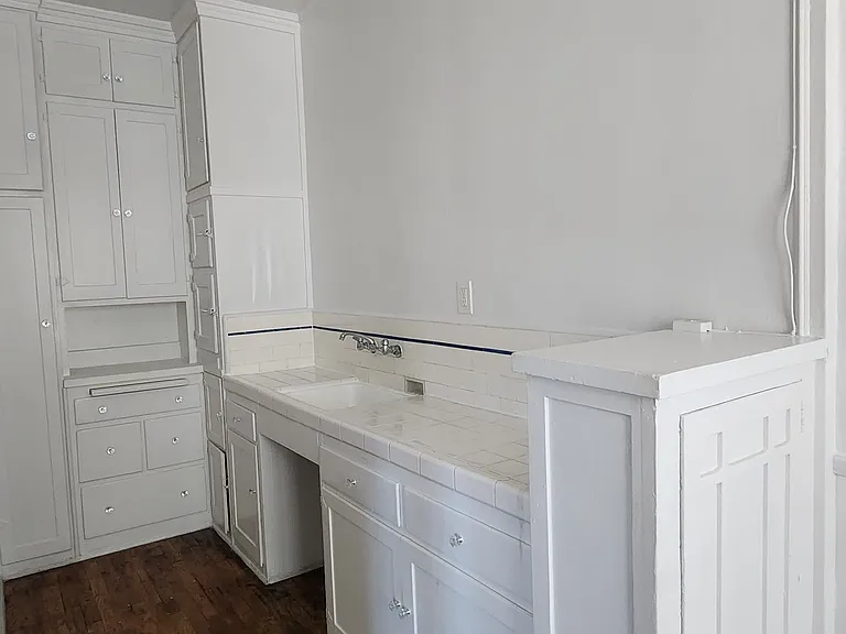 1803 N Wilton Pl #108 — Photo 6