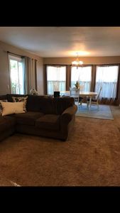 1004 S Clairborne Rd, Olathe, KS, 66062